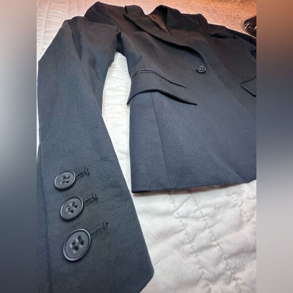 Theory Single Breasted Black Blazer Size 2 - Picture 3 of 7